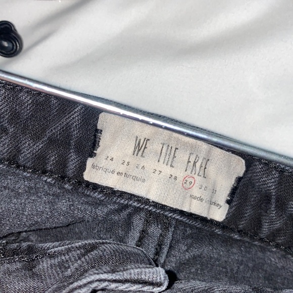 Free People black denim mini-skirt - Picture 3 of 3